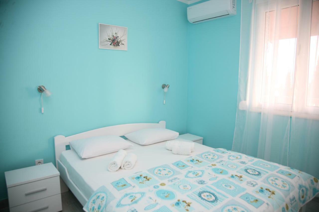 Apartments Mira ติวัต ภายนอก รูปภาพ